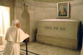 PIUS XII en de vernietiging van de Joden